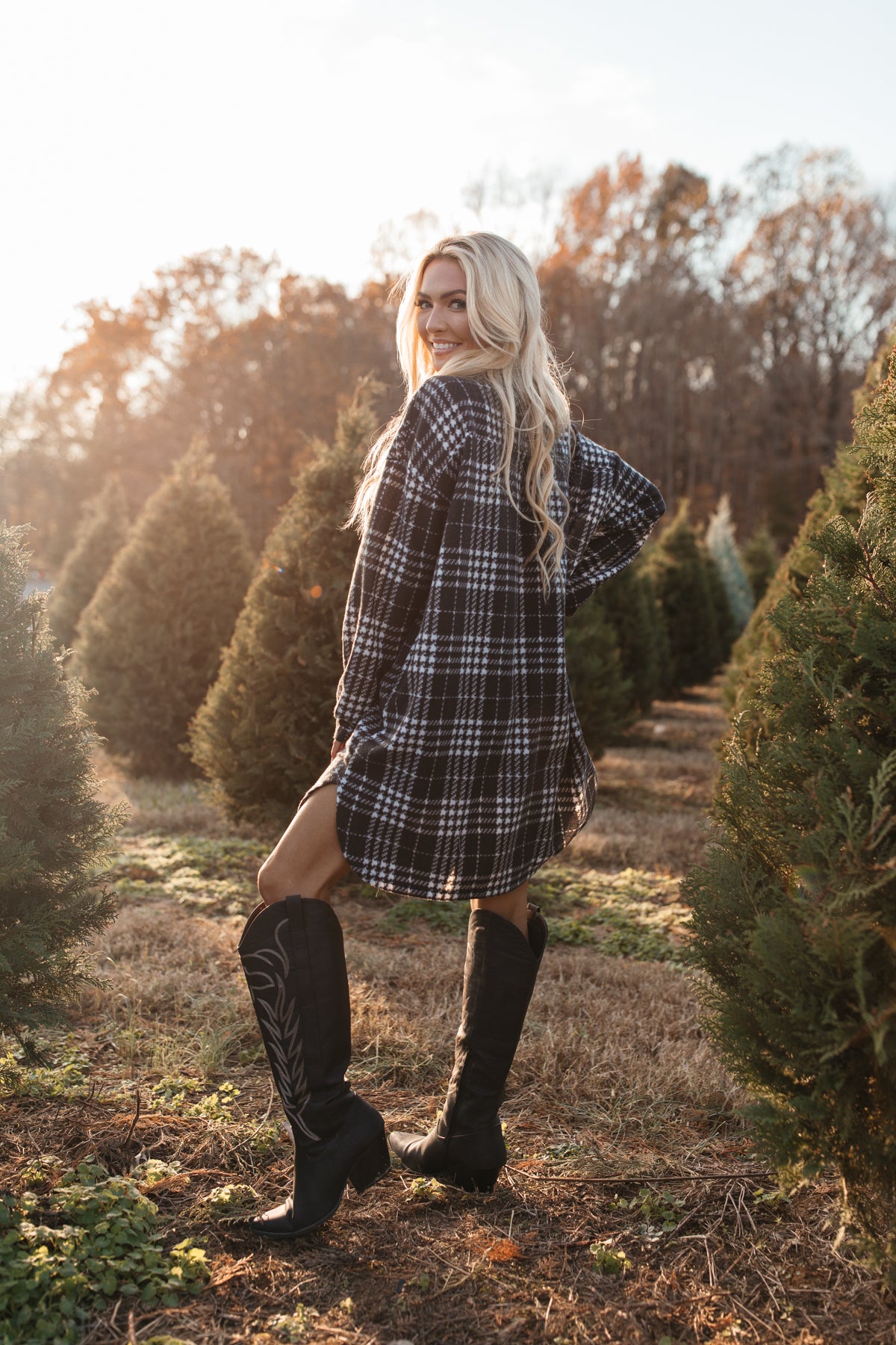 Camila Button Down Plaid Tunic, alternate, color, Black plaid