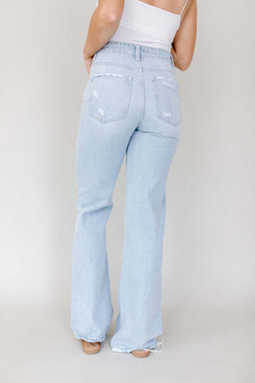 Marlowe Distressed Jeans, alternate, color, Light Wash