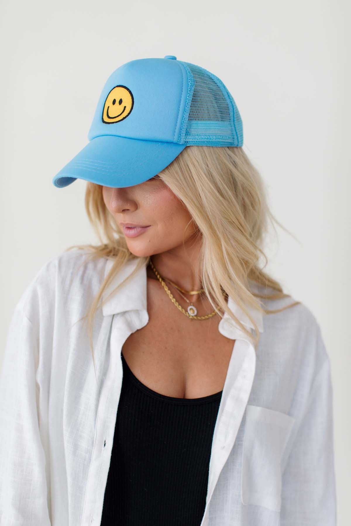 Light Blue Smiley Trucker Hat, alternate, color, Light Blue