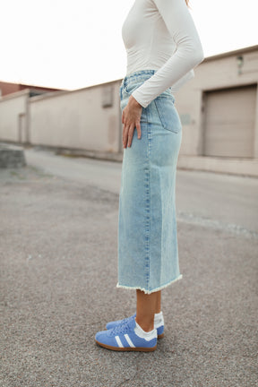 Denim Midi Skirt, alternate, color, Light Wash Denim