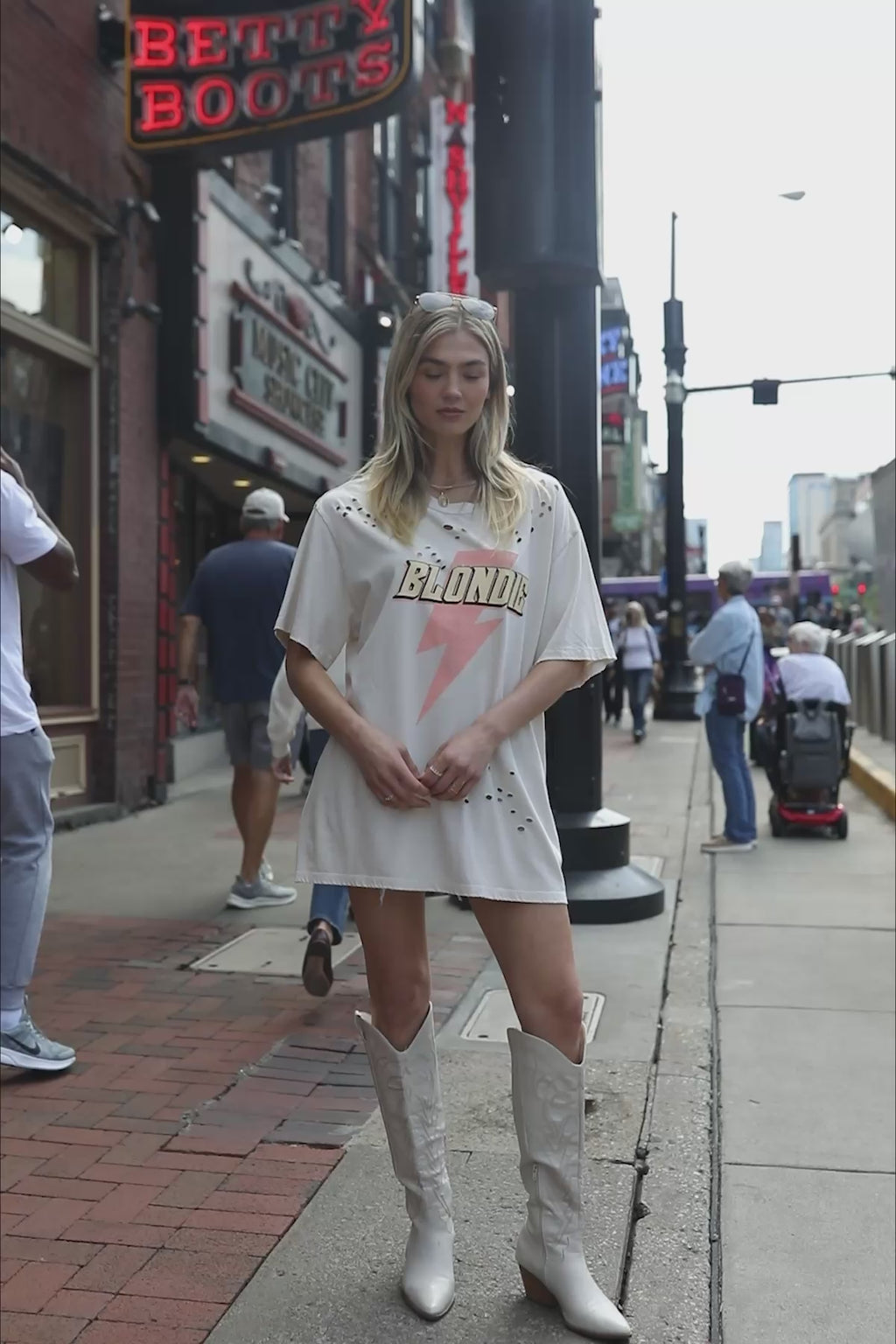 Blondie Distressed Graphic Tee, product video thumbnail