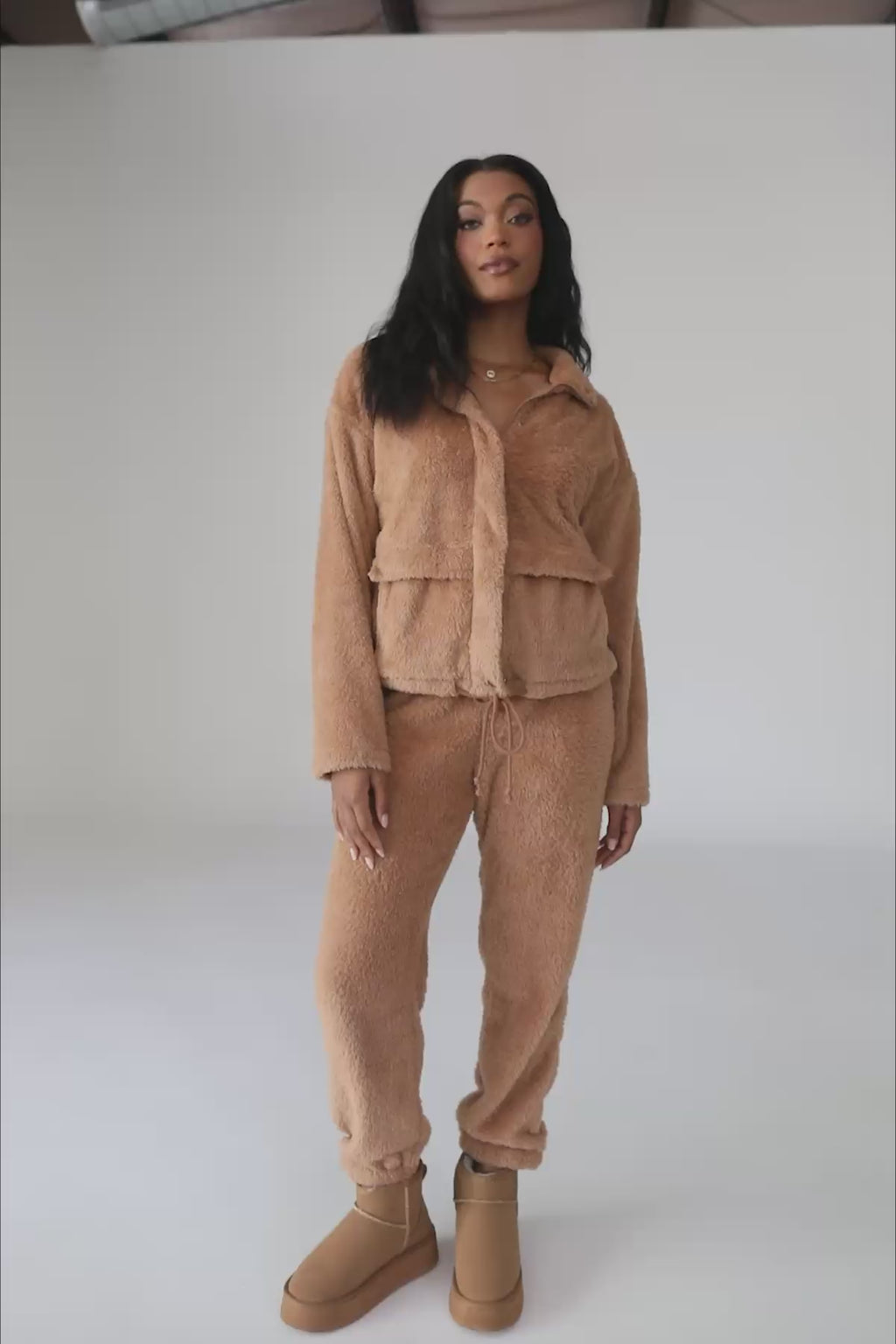 Aubrey Cozy Joggers, product video thumbnail