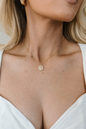 Leona Small Pendant Necklace, alternate, color, Gold