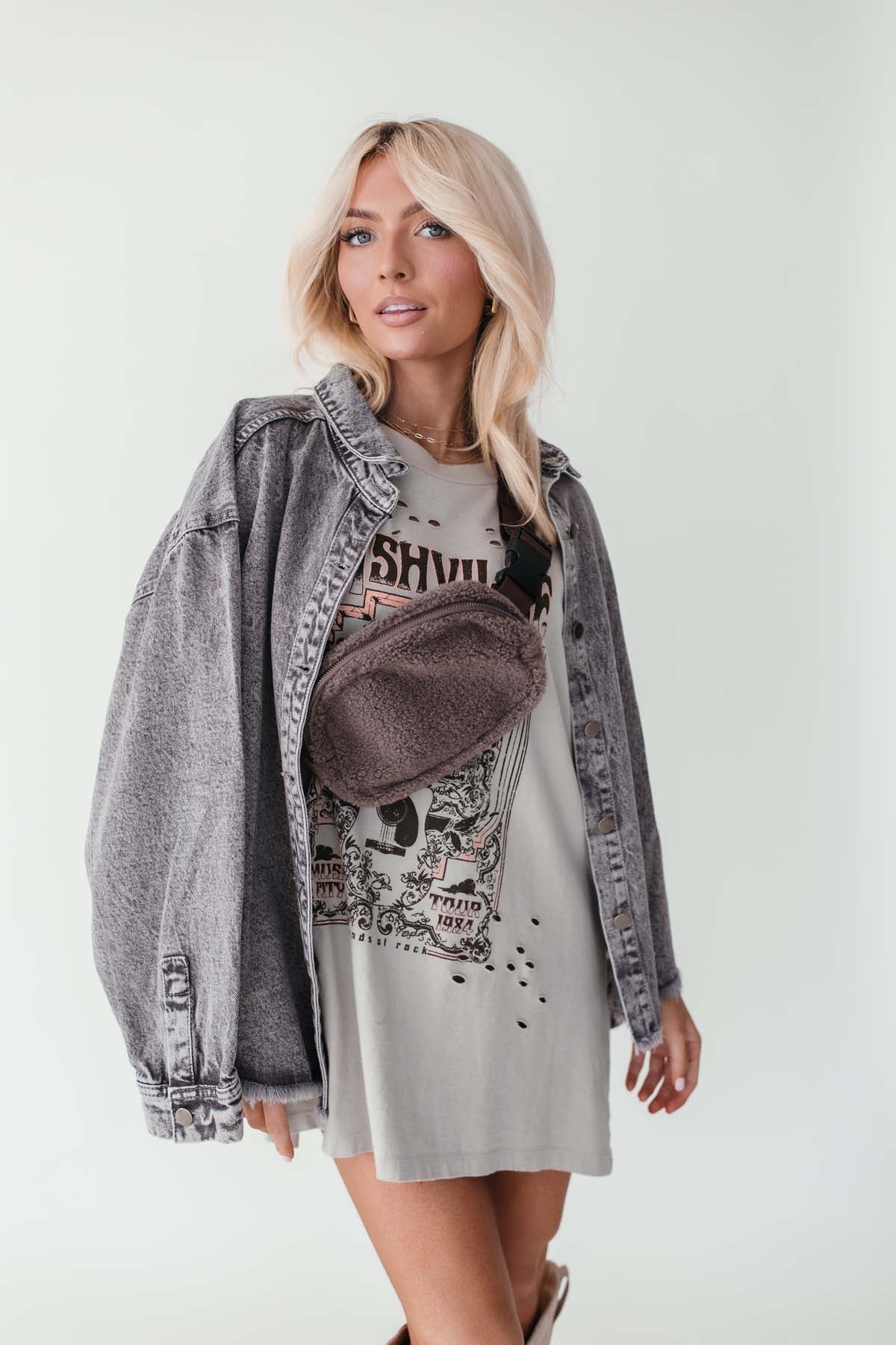 Adjustable Sherpa Belt Bag Gray, alternate, color, gray